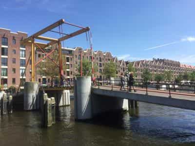 coffeeshop_tour_amsterdam_Little-Bridge